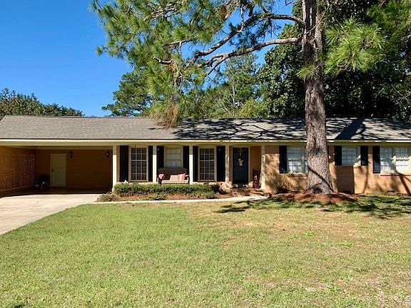 2nd image of 3872 Camellia Dr