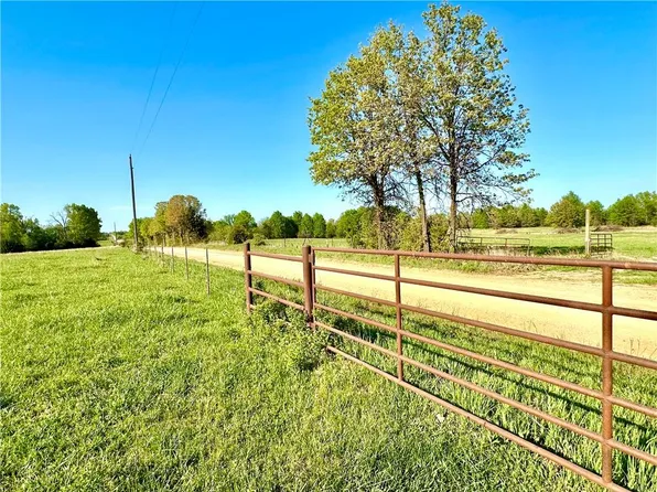 S 2325th Rd, Milo, MO 64767