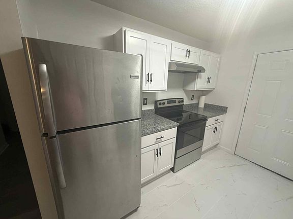 4th image of 7926 Jasper Ave