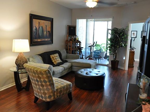 2nd image of 1326 Glenleigh Dr