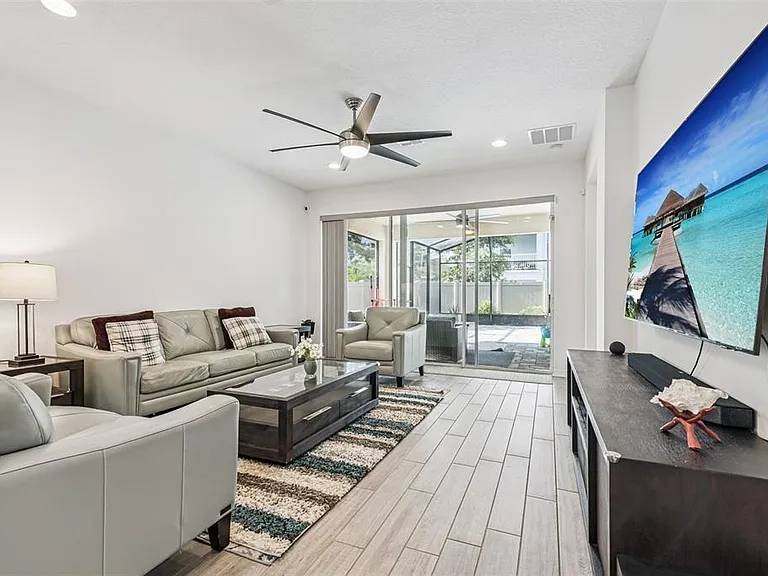 2615 Pinyonpine Ln — Photo 6