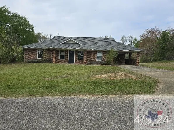 323 S Crawford St, Mineral Springs, AR 71851
