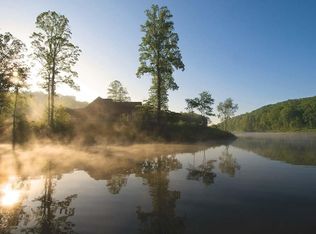 136 Timber Rock Dr, Cleveland, GA 30528