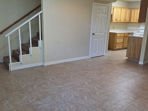 Kitchen & Living area