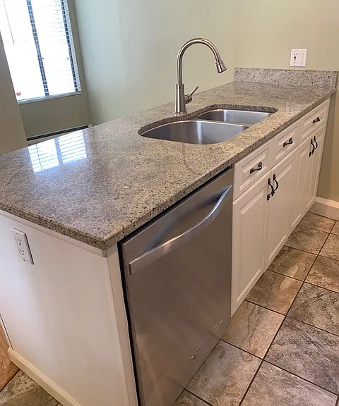 142 Eagle Dr — Photo 2