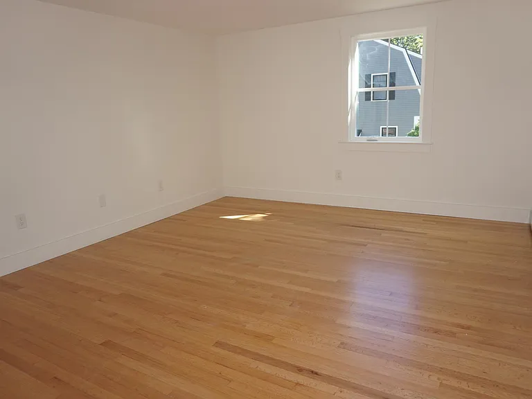 26 Edgewood Rd — Photo 11