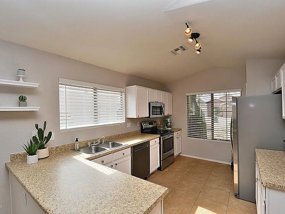 2nd image of 21819 N 32nd Ave