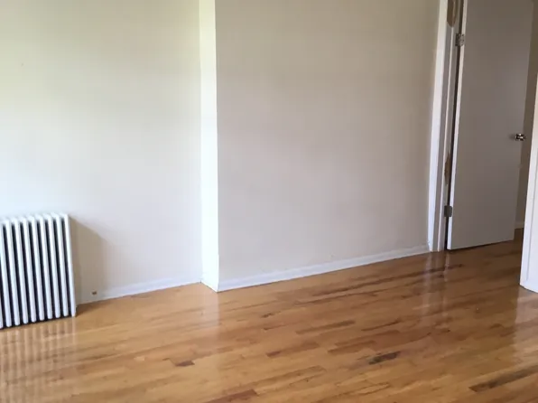 1032 Garden Street image 8 of 14