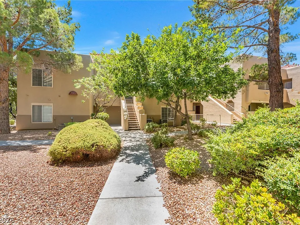 1901 Rio Canyon Ct #102
