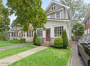 6 Forest Ave, Albany, NY 12208
