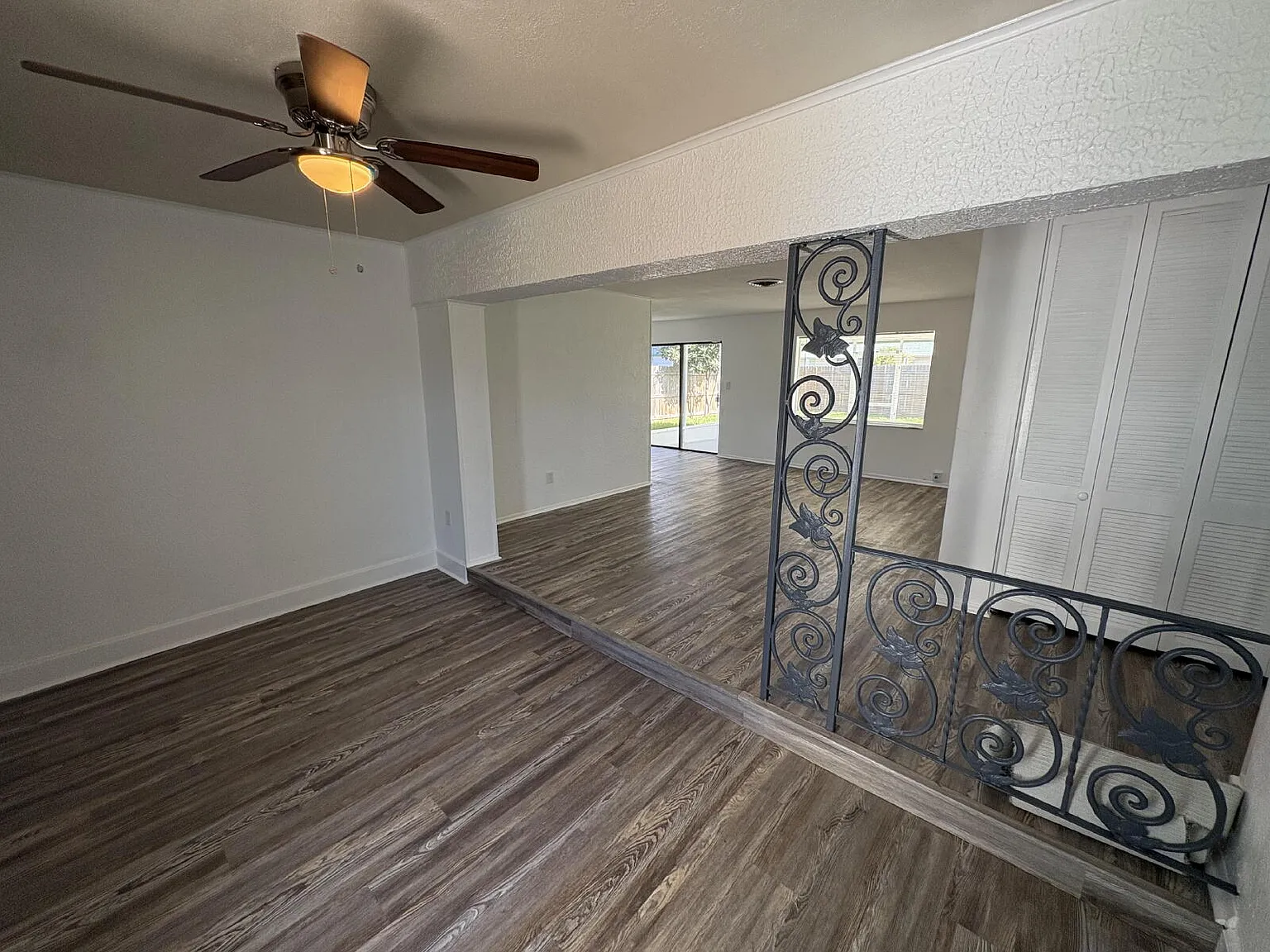 4 bed, 2.0 bath, 1512 sqft, $2,450 — Photo 2
