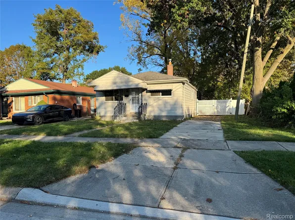 4499 Mayfair St, Dearborn Heights, MI 48125