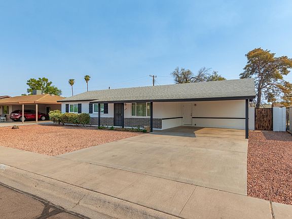 3rd image of 7425 W Sahuaro Dr