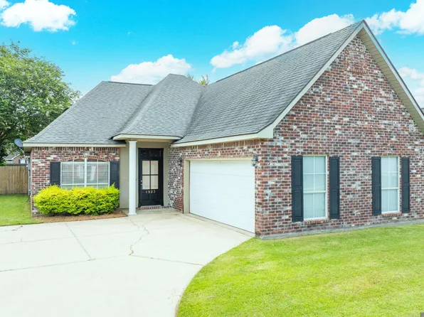 1923 Hunters Way Dr, Baton Rouge, LA 70816