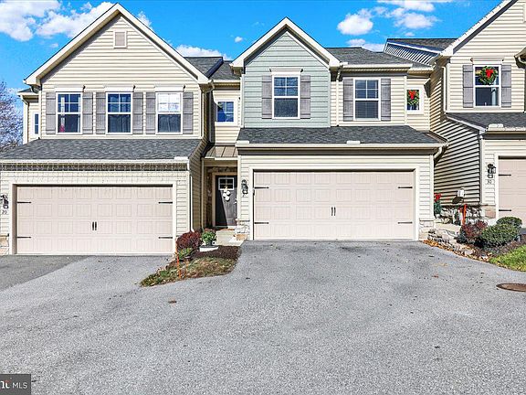 2nd image of 24 Wexford Ct
