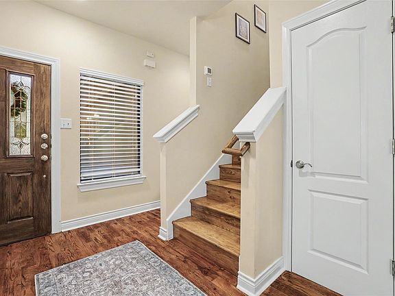 5th image of 4704 Milburn Ln #A