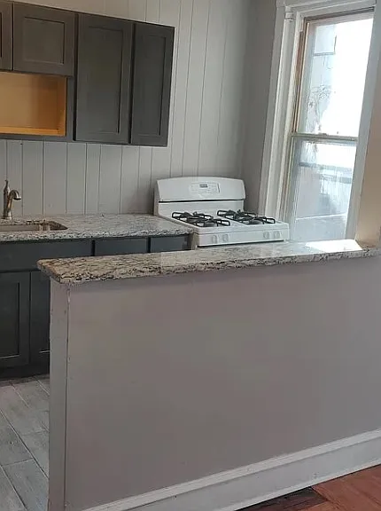 1016 S 56th St — Photo 3