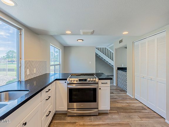 2nd image of 17807 N 45TH Avenue