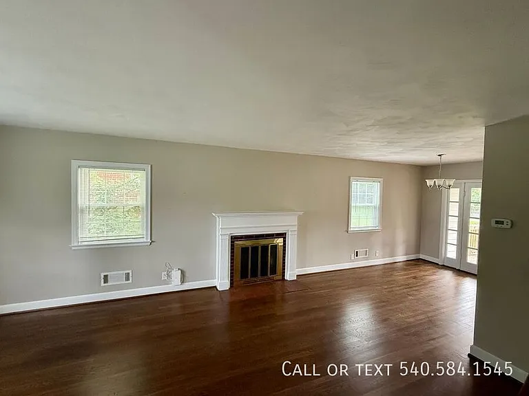 1914 Avon Rd SW #A — Photo 7