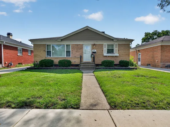 1621 Boeger Ave, Westchester, IL 60154