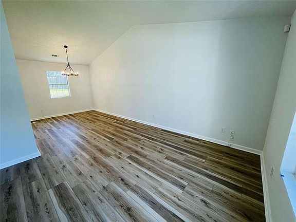 4th image of 5912 Heritage Walk