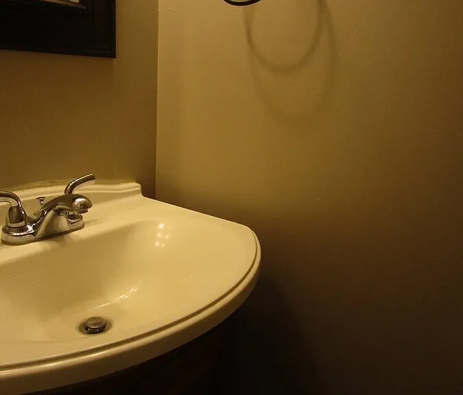 710 Oxford Square Dr — Photo 2