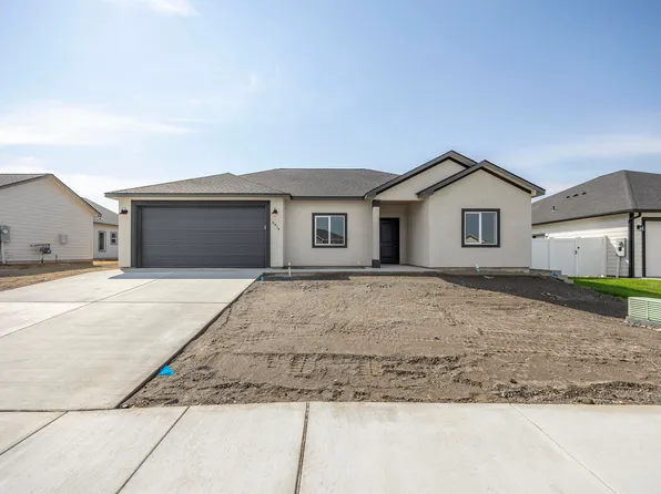 8414 Dusty Maiden Dr, Pasco, WA 99301