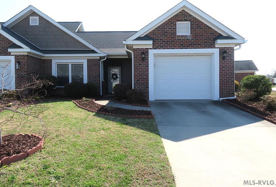 1st image of 129 Savannah Cir N