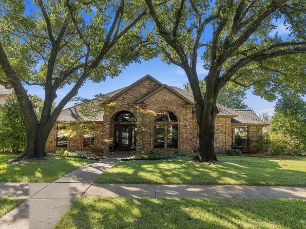 824 Parkhaven Dr, Mesquite, TX 75149