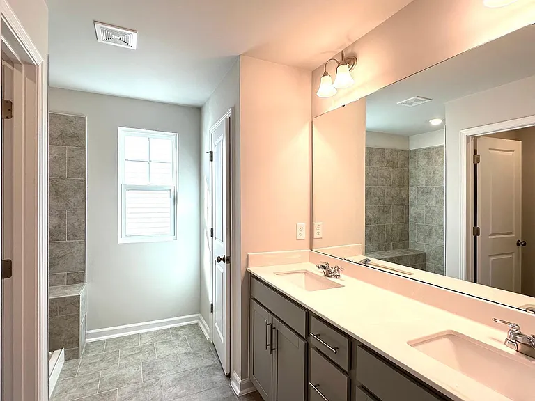 2233 Cape May Ln — Photo 22