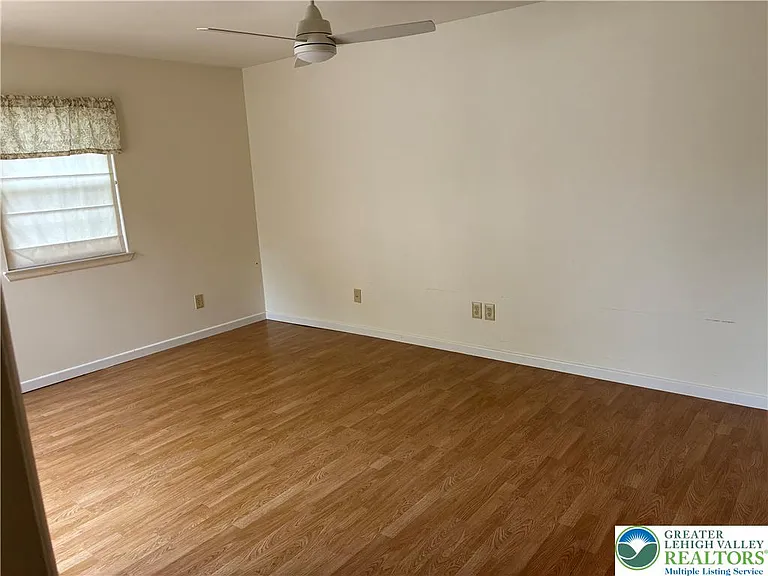 2765 Rolling Green Pl — Photo 11