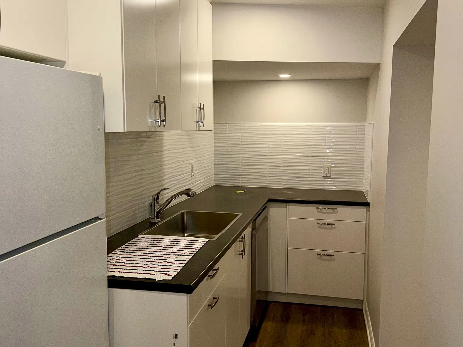 1 bed, $1,695 — Photo 2
