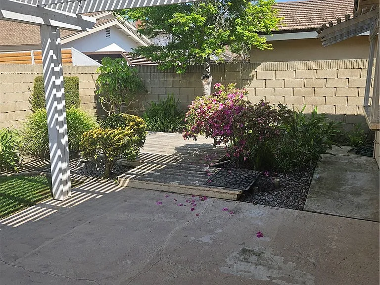 6801 Glen Dr — Photo 18