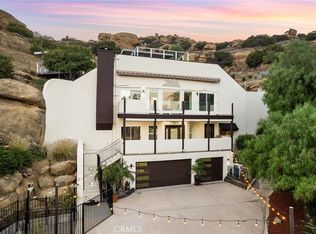 22870 Trigger St, Chatsworth, CA 91311