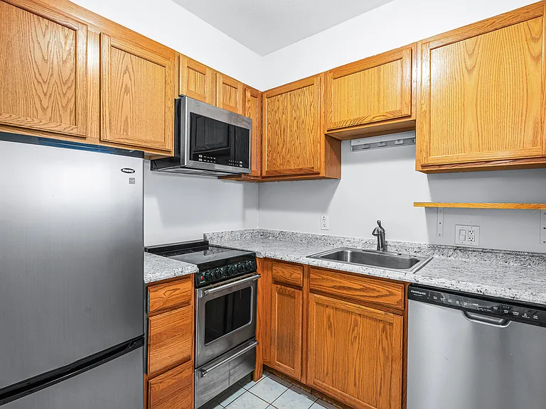 38 Eliot St #2 — Photo 3