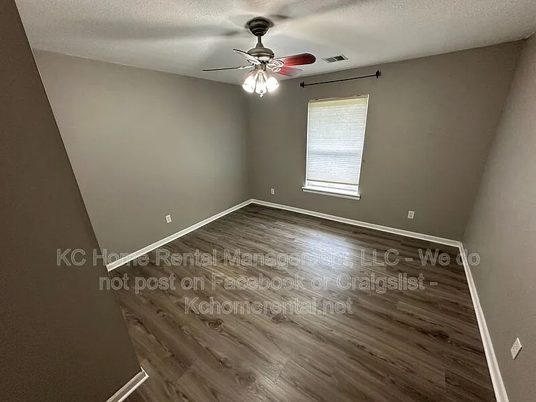11314 N Lewis Ave — Photo 34