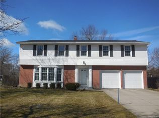 6 Heathwood Rd, Buffalo, NY 14221