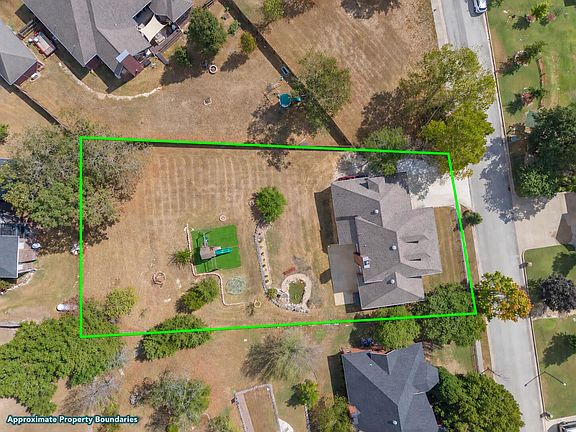 2nd image of 309 Summerwood Drive
