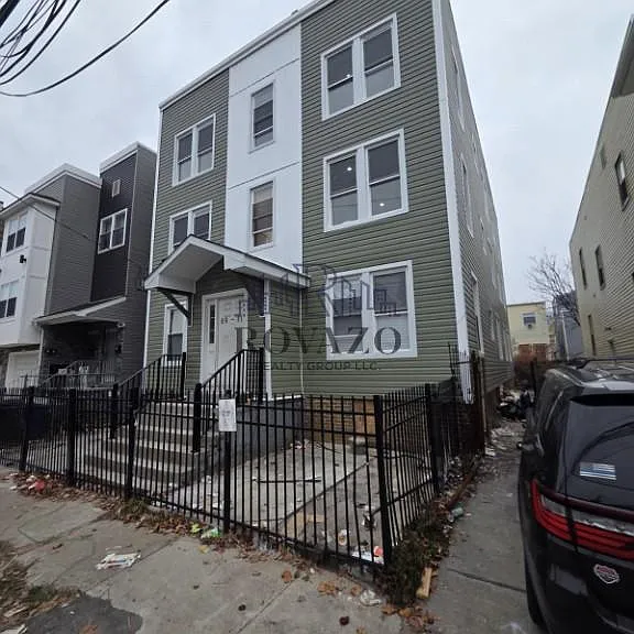 69 Brookdale Ave #3L — Photo 6