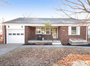 1020 N Edgemoor St, Wichita, KS 67208