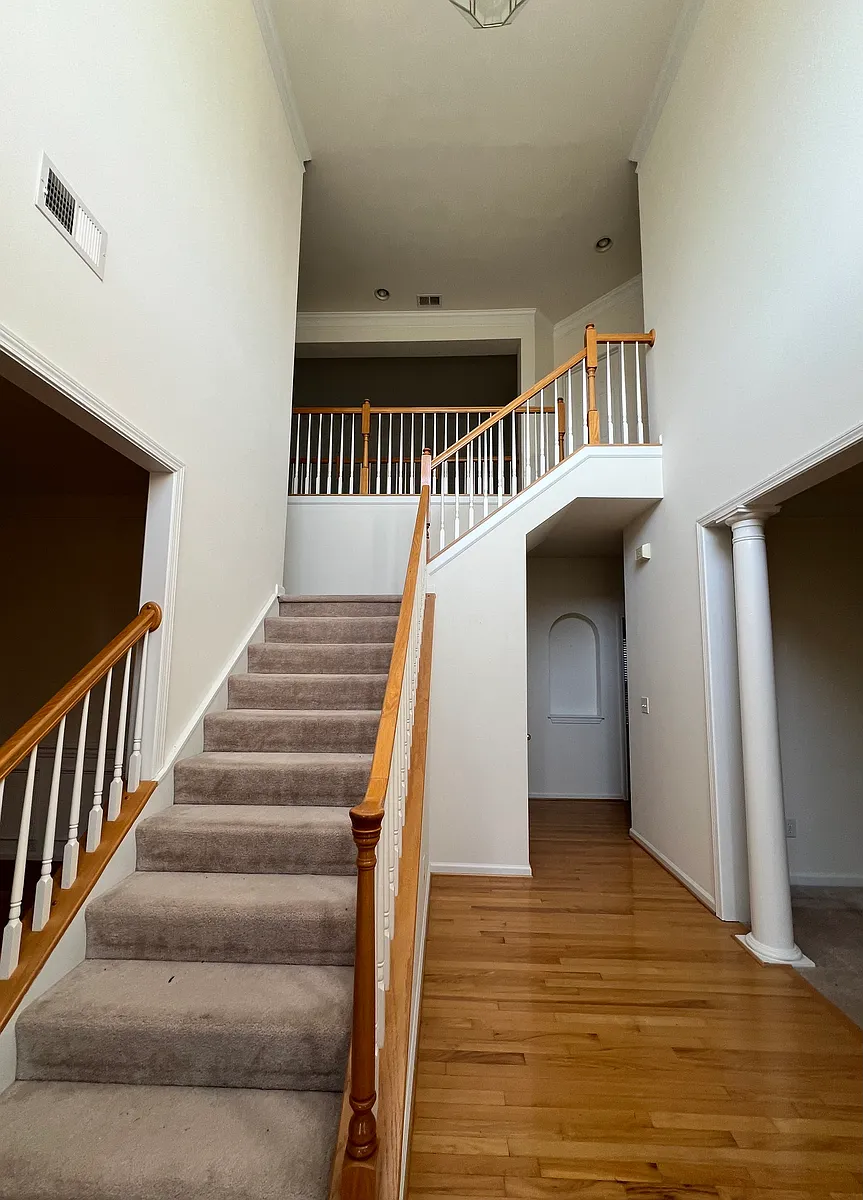 Building Photo - 4 Creedmoor Dr