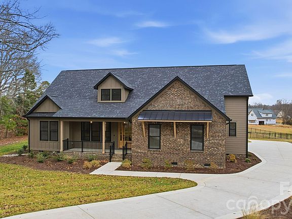3rd image of 603 Turnberry Ct