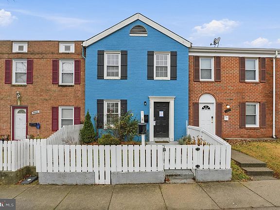 2nd image of 9804 Maury Ln