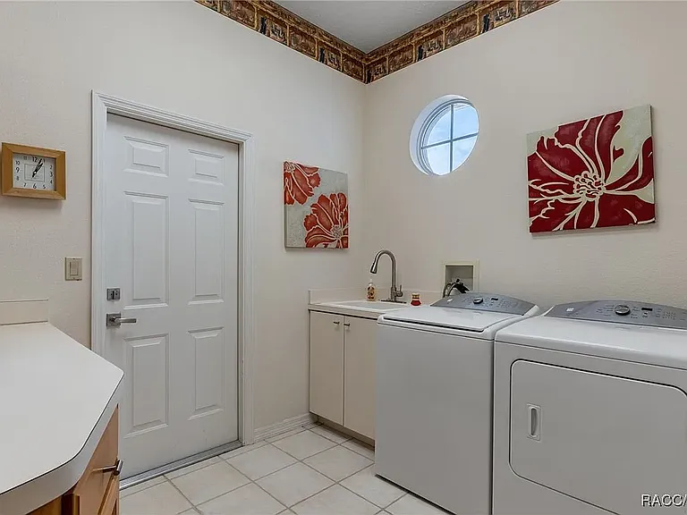 40 Deerwood Dr — Photo 15