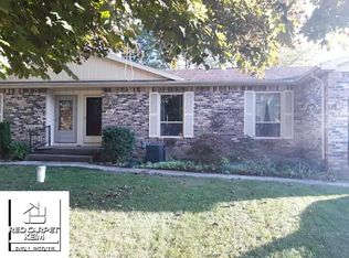 2513 Golden Shores Dr, Fenton, MI 48430