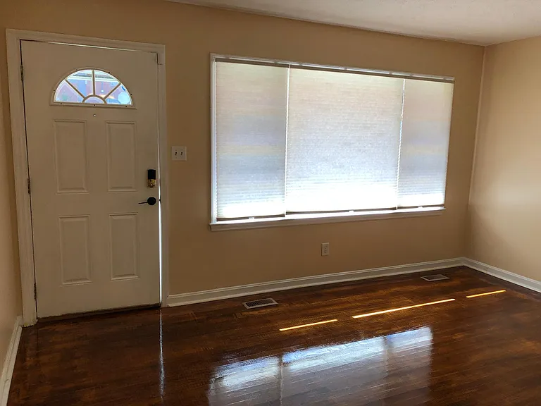 1846 Colony Dr — Photo 23