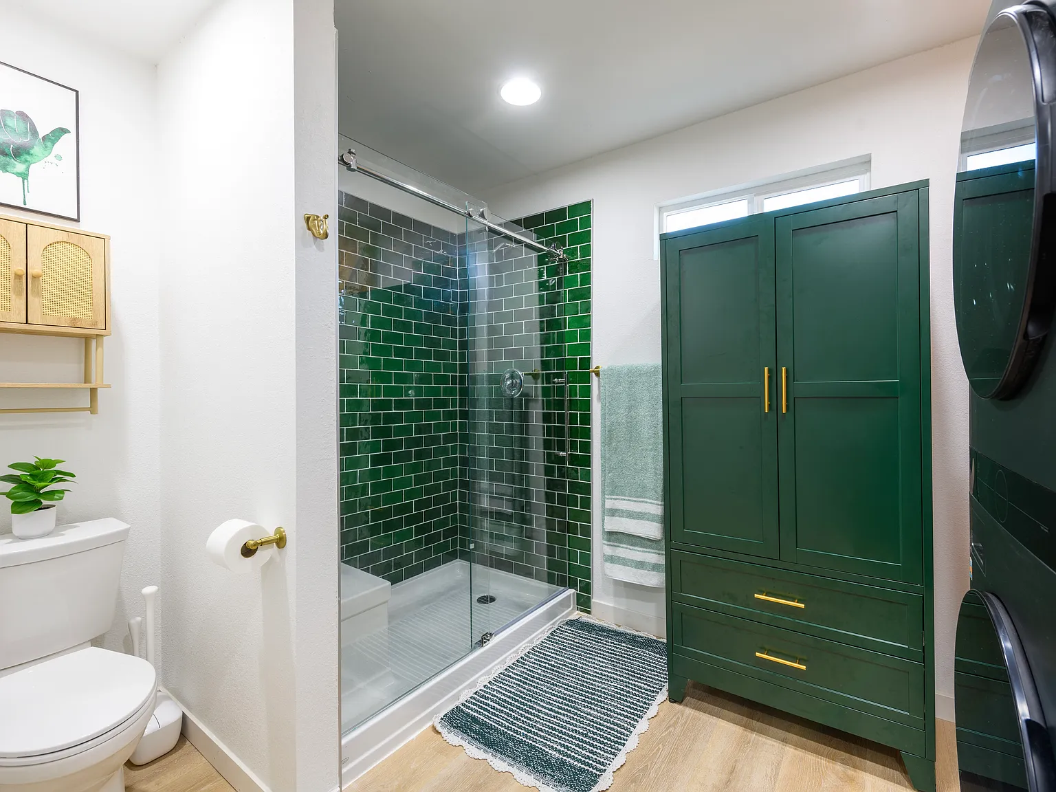 1 bed, 200 sqft, $1,800 — Photo 4