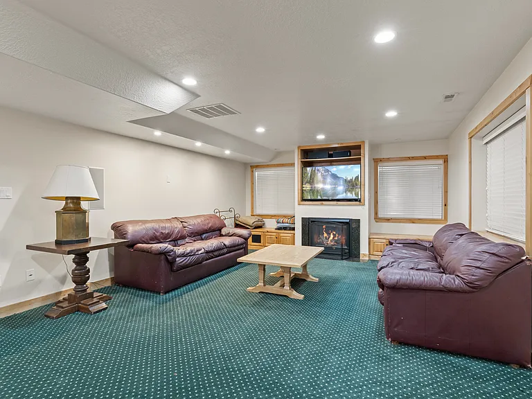 1757 N 710 E — Photo 15