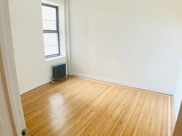 650 W 173rd St #34 — Photo 14