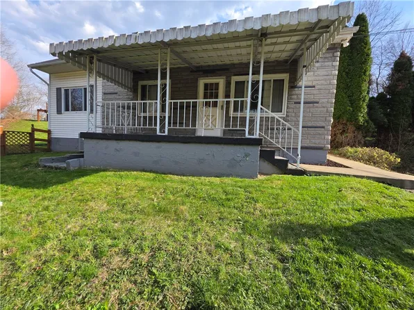 35 Beallsville Rd E, Fredericktown, PA 15333